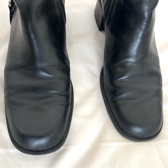 London Fog Heeled Boot - Picture 9 of 16